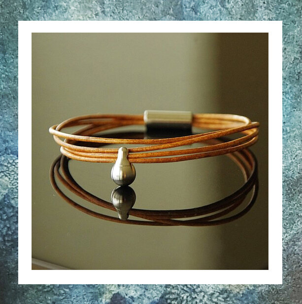 Leer met RVS of Metaallegering