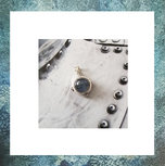 assieraad-asketting-hanger-as-in-sieraden-juweeltje-asbestemming-zilver-blauwig-labradoriet