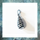 assieraad-ashanger-gedenksieraden-met-as-aschen-schmuck-rvs-traan-geribbeld