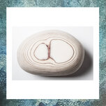 urnsteen-sier-urn-doos-hout-bewaardoos-kiezelurn-biologisch-afbreekbaar