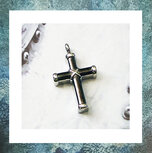 assieraden,assieraad ketting,ashanger,gedenksieraden,asjuweel,gedenksieraad,asverwerking in sieraad,rouwsieraden,uitvaartwinkel