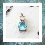 assieraden,assieraad ketting,ashanger,gedenksieraden,asjuweel,gedenksieraad,asverwerking in sieraad,rouwsieraden,uitvaartwinkel