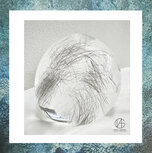 press-papier-haarlok-glasreliek-as-in-glas-haar-haarlok-halve-bol