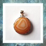 assieraad-edelsteenhanger-asketting-hanger-as-in-sieraden-juwelen-juweeltje-asbestemming-zilver-botswana-agate