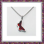 haar-hanger-haarlok-in-sieraden-juwelen-juweeltje-gedenksieraden-herinneringshanger-zilver-vlinder