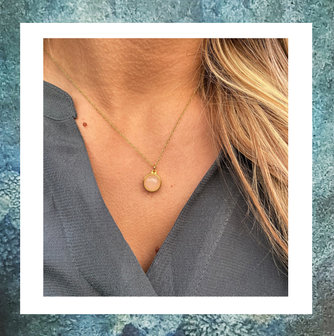 assieraden,assieraad ketting,asjuweel,asjuwelen,asjuweeltje,asjuwelen,gedenksieraden,asverwerking in sieraden,rouwsieraden