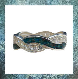 assieraad-asringen-as-ring-gedenksieraden-asbestemming-zilver-zirkonias-gedraaid