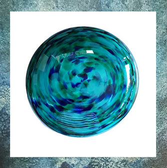 urn-as-in-glas-pebbles-U46RPTGBW-M-U46RPTGBW-S-knuffelstenen-glasrelieken-eeuwige-roos-tuquoise-zwart-groen-gemeleerd