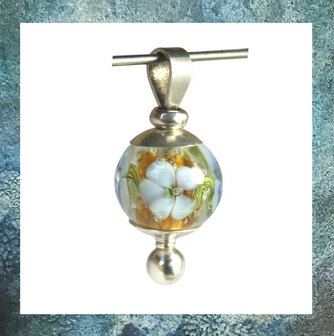 asbedels-as-in-glas-assieraden-herinneringsgeschenk-gedenkgeschenk-bloembolhanger-vergeetmijnietjes