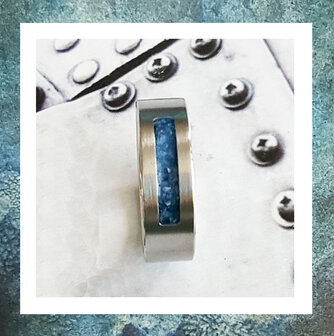 assieraden-aring-RS006-as-in-sieraden-juwelen-juweel-asbestemming-gedenksieraden-herinneringssieraad-rvs