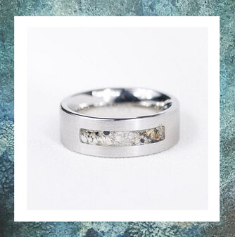 assieraden-asring-RS006-as-in-sieraden-juwelen-juweel-asbestemming-gedenksieraden-herinneringssieraad-zilver