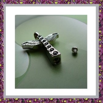 Kruis met zwarte strass en vleugels 05