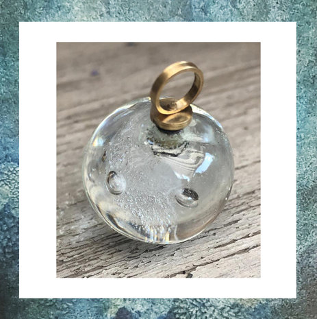 asbedels-as-in-glas-glaskraal-assieraden-transparant-messing