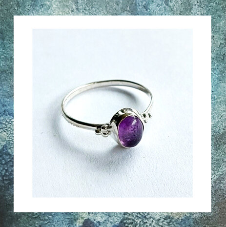 assieraad-asring-as-in-ringetje-juweeltje-asbestemming-zilver-ring-amethyst