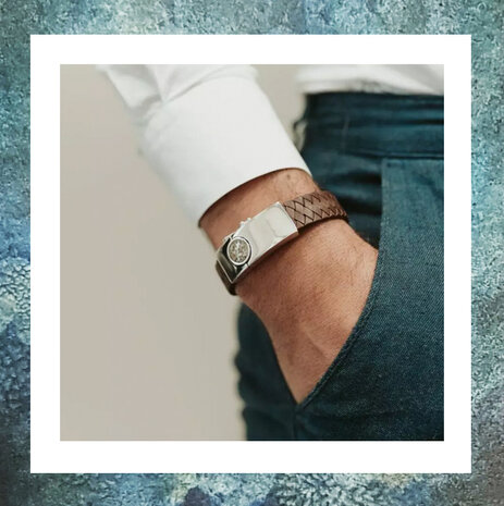 Lederen Armband met zilveren slot en asverwerking