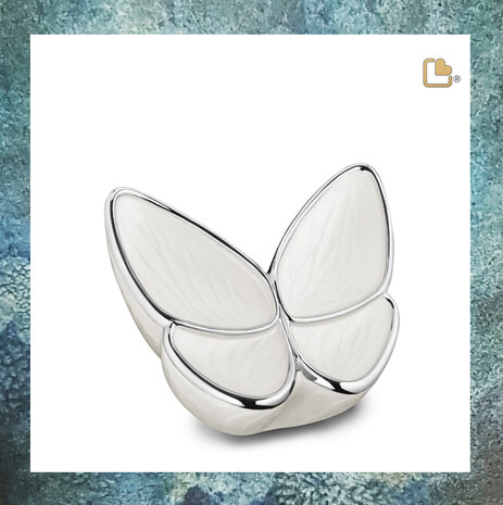 vlinder-messing-email-keepsake-mini-urn-zelf-te-vullen-wit-parelmoer